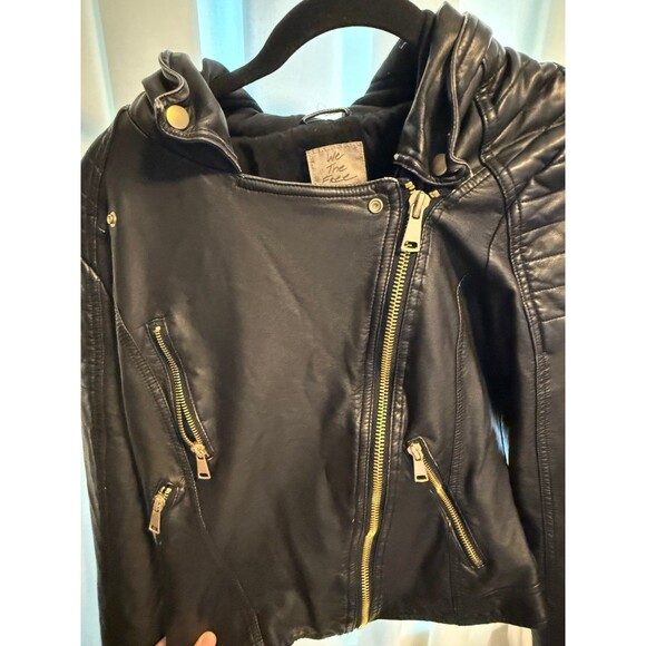 We The Free Hooded Black Vegan Leather Jacket Size Medium - Picture 2 of 6